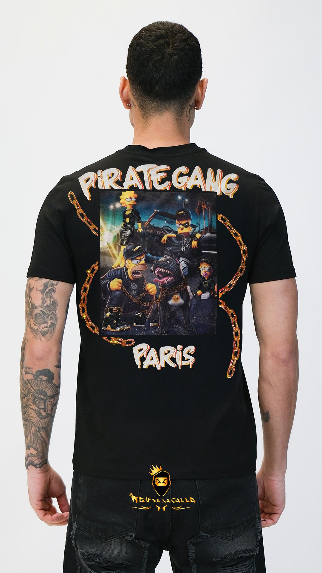 Camiseta Pirate Gang París Negra Terciopelo y Pedrería Brillante Simpsons