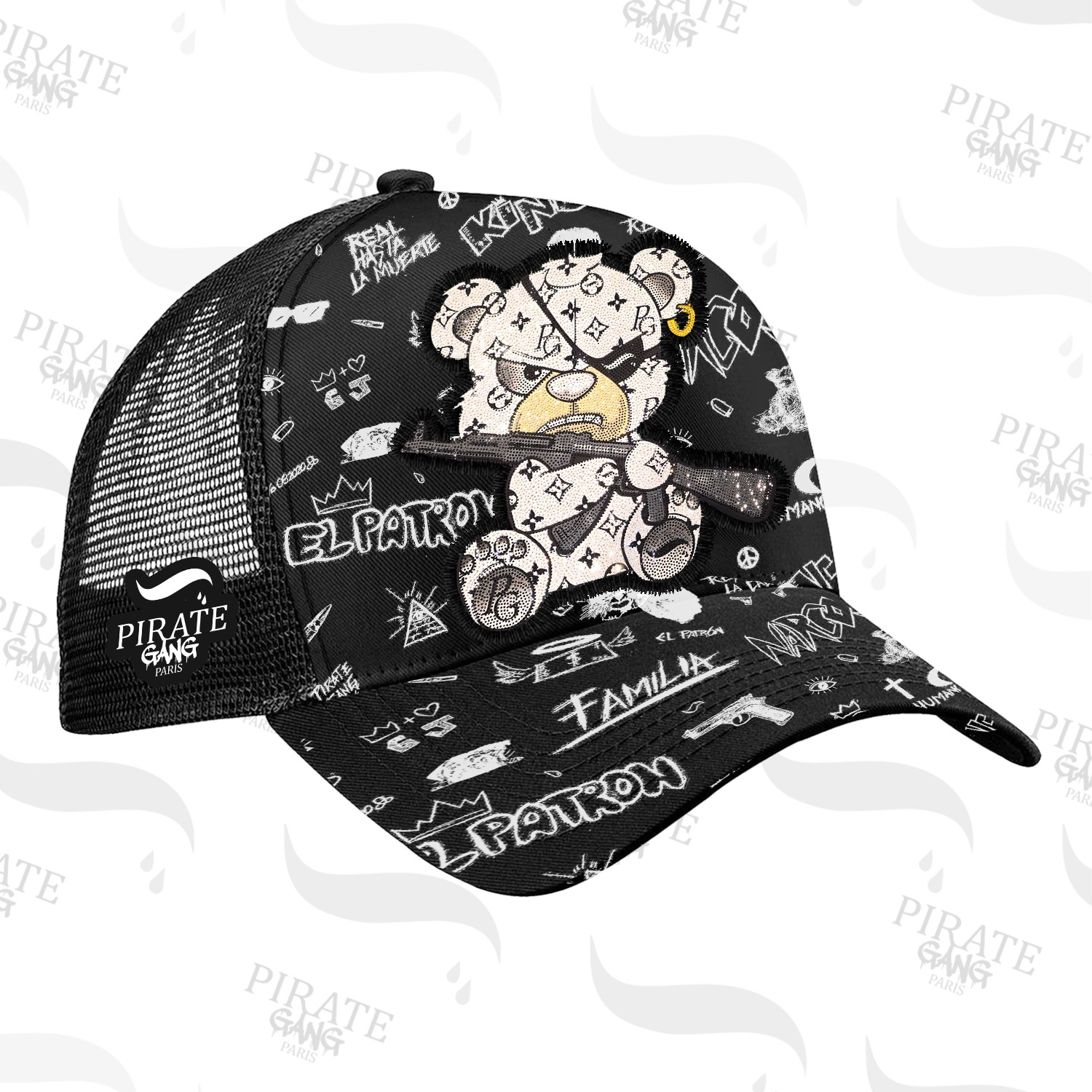 Gorra Pirate Gang París Negra y Blanca, Osito con Parche, vista ladeada por delante